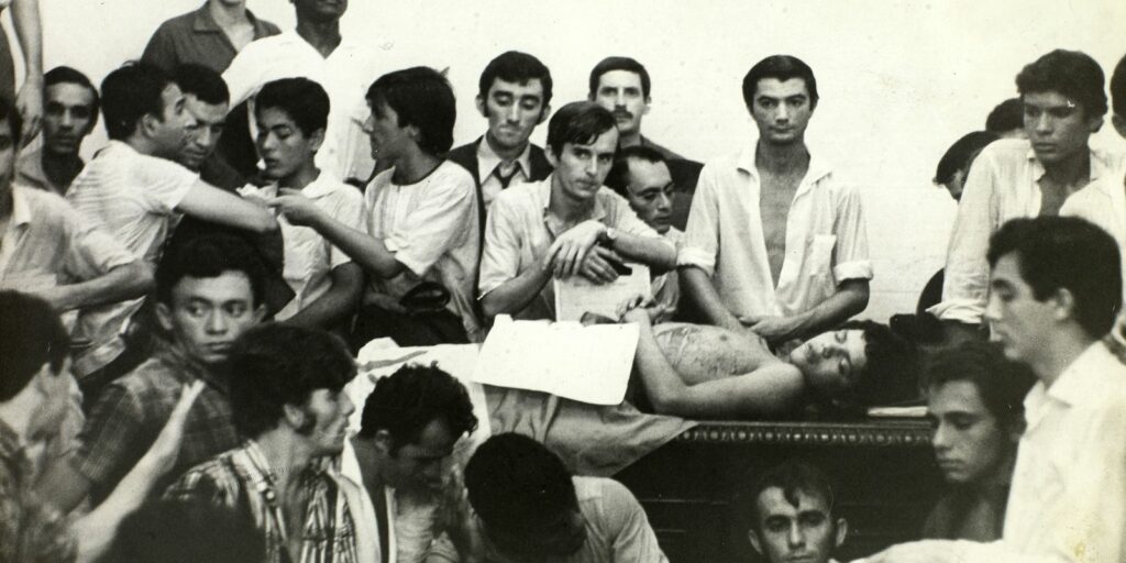 Today is the Day commemorates the 55th anniversary of the murder of student Edson Luís