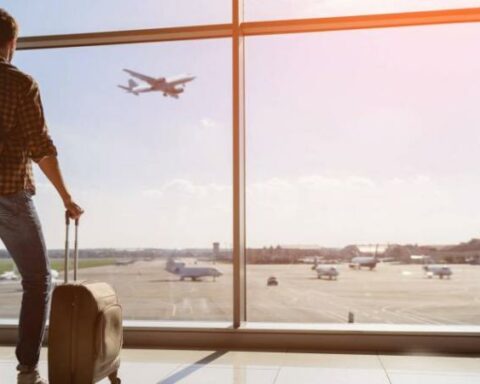 Turbulence in the Colombian air market for Easter