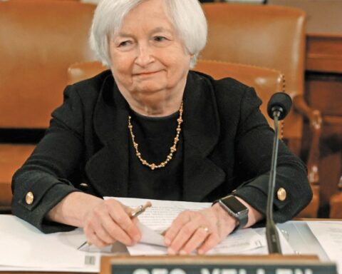 US regulators act and protect Silicon Valley Bank deposits