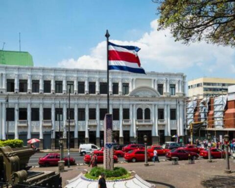 US representative to the UN will meet in Costa Rica with Nicaraguans who have fled Ortega's repression