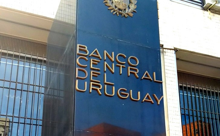 Uruguay has been in recession since the second half of 2022. How will that impact the public?