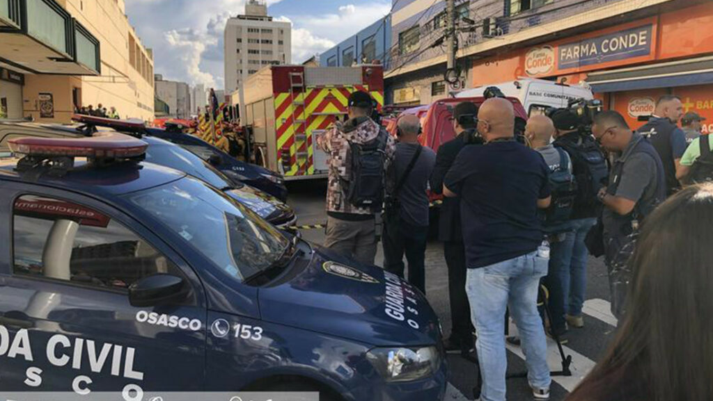 VIDEO|  Cars tumble into food court after parking lot collapses