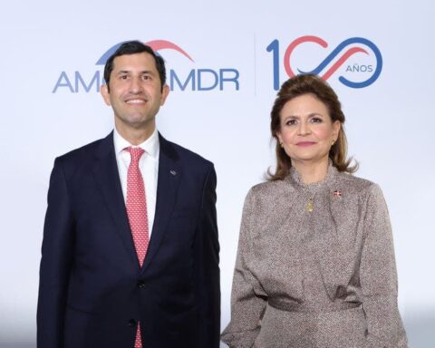 Vicepresidenta Raquel Peña resalta papel de mujer dominicana en proceso de crecimiento y desarrollo de RD