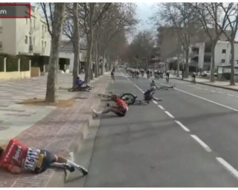 [Video] Chilling fall in the Tour of Catalonia: Egan Bernal was saved by a miracle