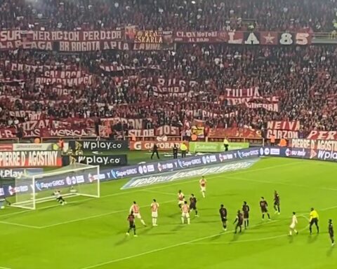 Video: Santa Fe takes the lead against América with a goal from Enamorado