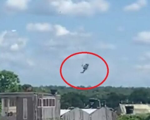 Video: an Army helicopter fell in a Quibdó neighborhood