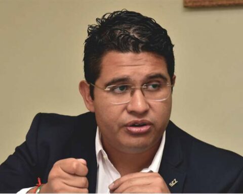 Vladimir Peña: "There is a frozen lieutenant governor and in practice there is Erik Morón, who became governor"