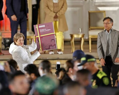 'We can make a serious mistake': Mac Master on labor reform