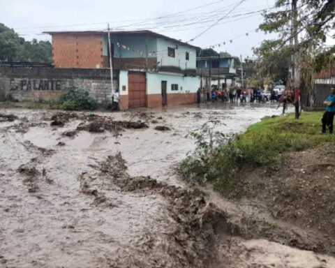 Weekend rains caused damage in five municipalities of Lara