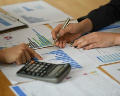 What are the pillars of the new pension reform and how do they work?