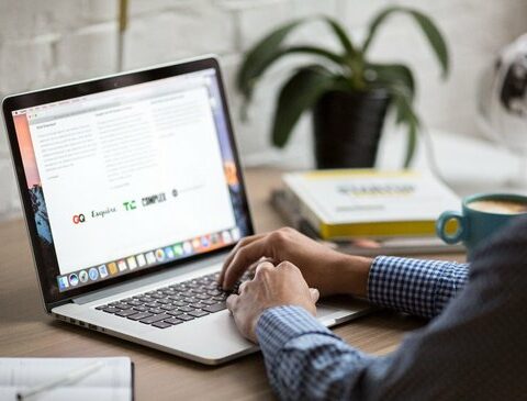 Who must submit a Fonasa affidavit before the BPS