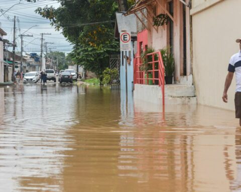 With thousands homeless, Rio Branco must suffer from more heavy rains