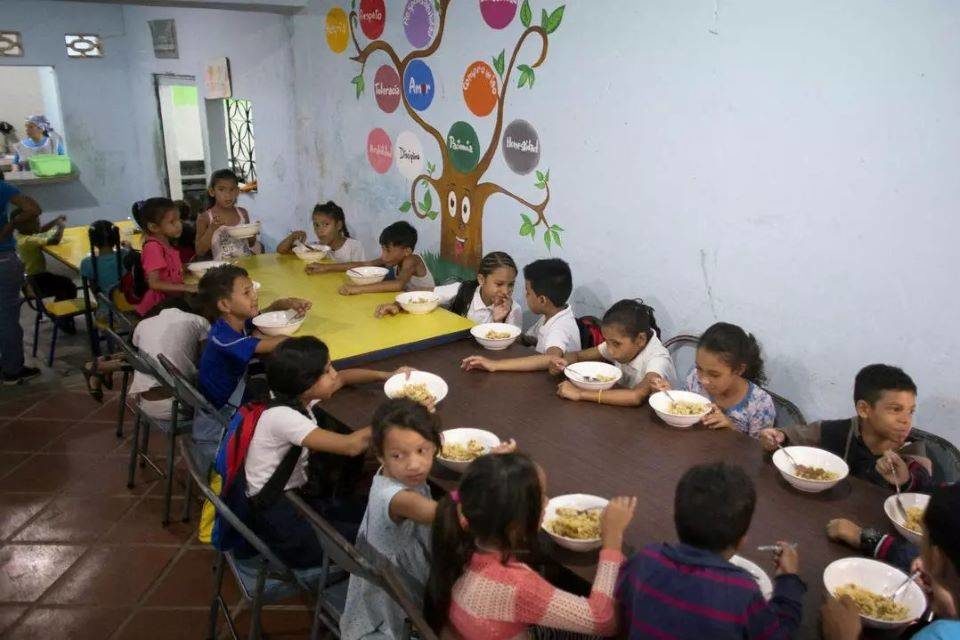 450,000 Venezuelan children receive food from the UN agency