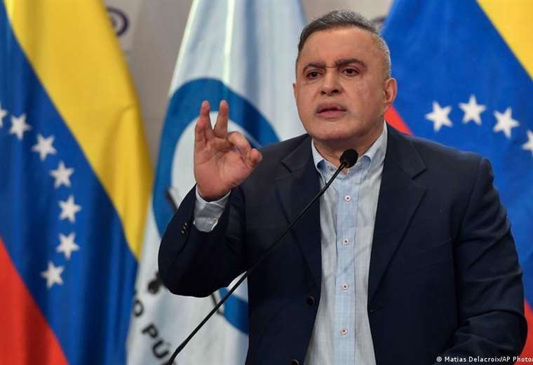 A total of 42 senior officials and businessmen are arrested for corruption plots in Venezuela