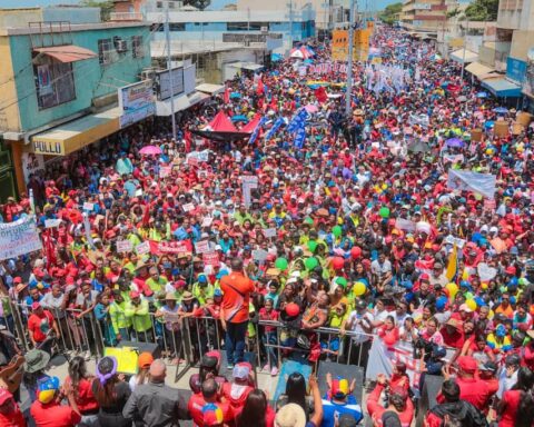 Anzoátegui commemorated the 10 years of victory of President Maduro