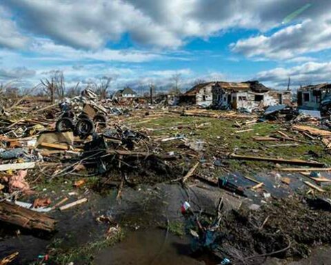 At least 32 dead after strong storms and tornadoes in the US