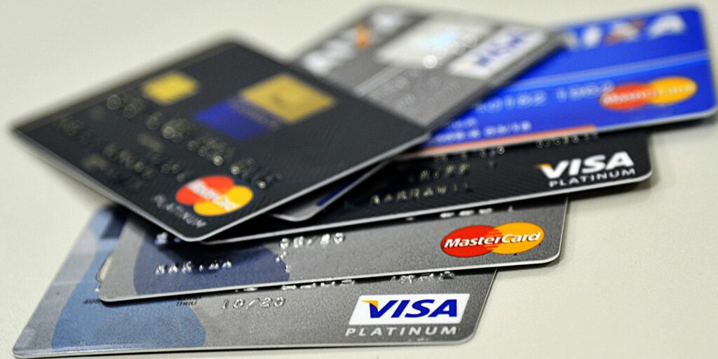 Banks will deliver study on card revolving interest