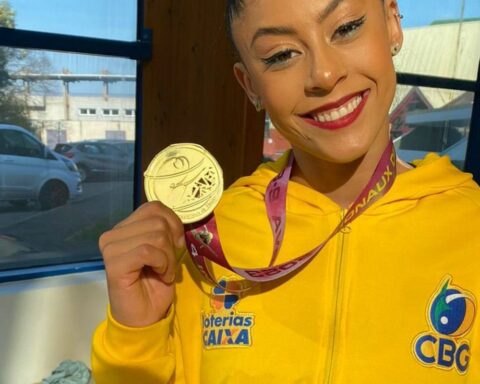 Bárbara Domingos wins unprecedented gold in Rhythmic Gymnastics Grand Prix