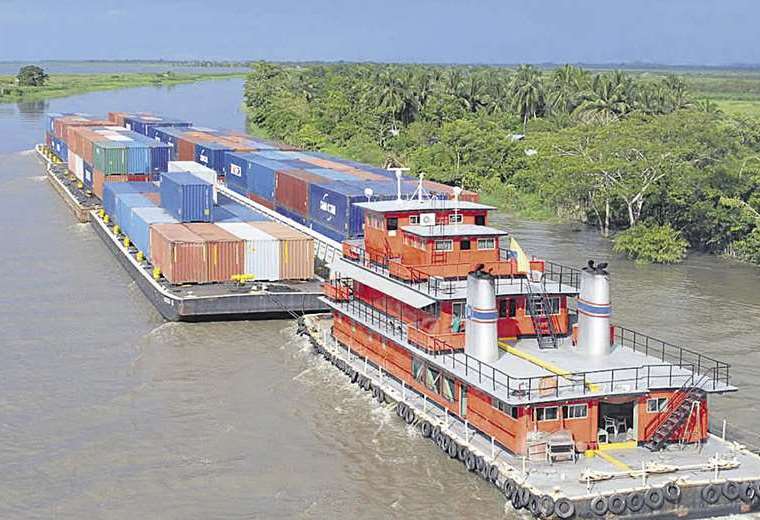 Bolivia exceeds $1,000 million in cargo traffic through the waterway