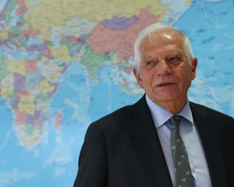 Borrell says sanctions should be gradually lifted