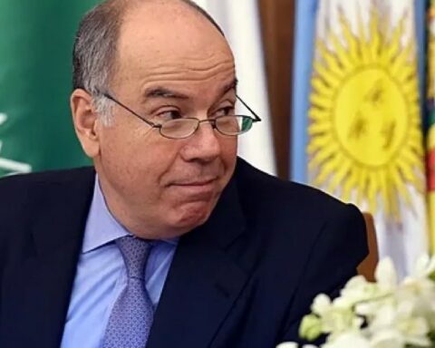 Brazil says it is willing to help in the dialogue between the government and the opposition