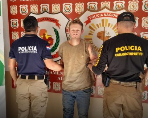 Brazilian expelled from the country with multiple arrest warrants