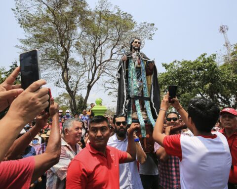 Catholics celebrated San Marcos in the atrium of the Church due to government restrictions