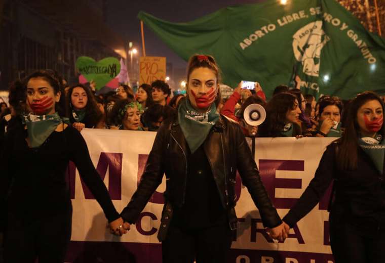 Chile: a pension until the age of majority for the children of murdered women