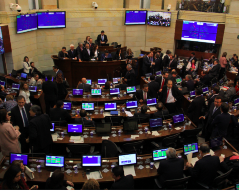 Crisis in the coalition: Would the proposal take force for parties to withdraw from the Government?