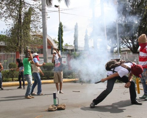 Protestas en la Upoli en abril de 2018. Foto del Archivo del Nuevo Diario.