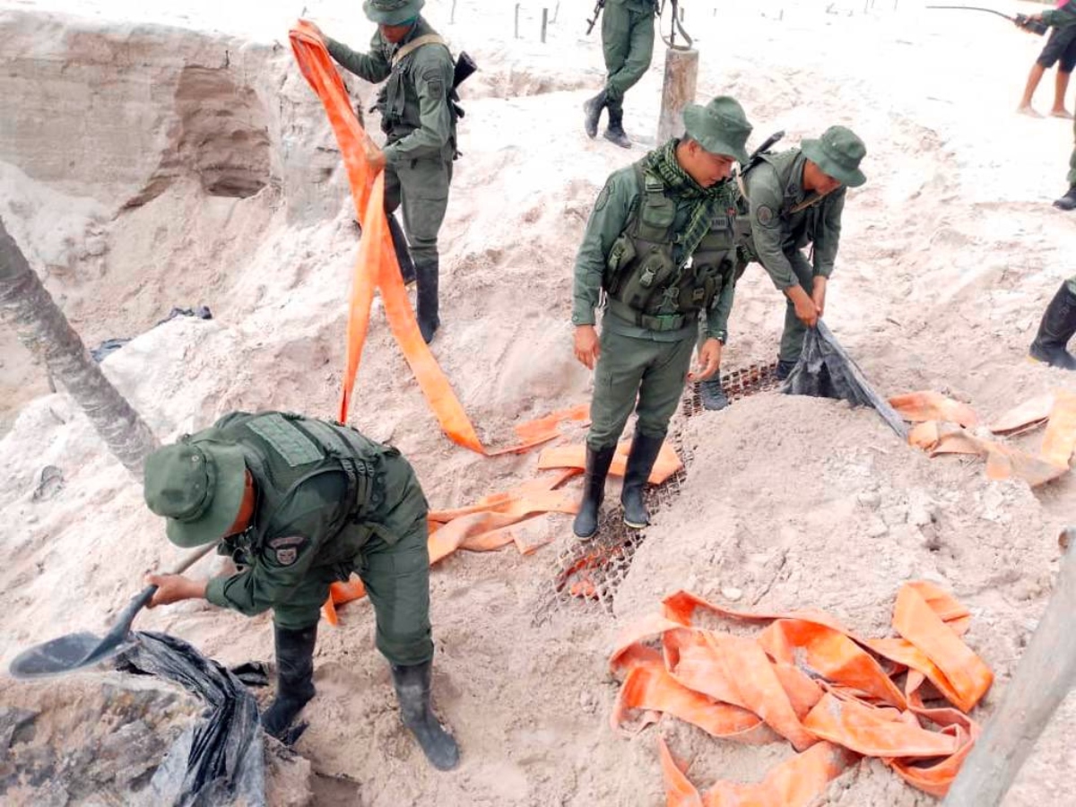 FANB destroyed illegal mining equipment in Parque Yapacana Amazonas