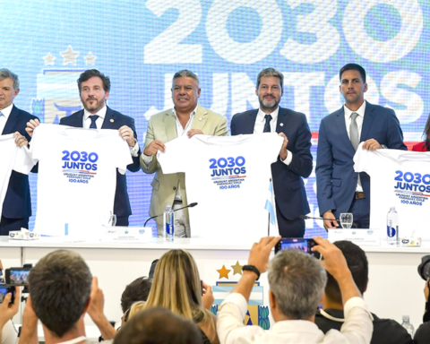 Faced with Infantino, Conmebol asks for unanimous support to organize the 2030 World Cup