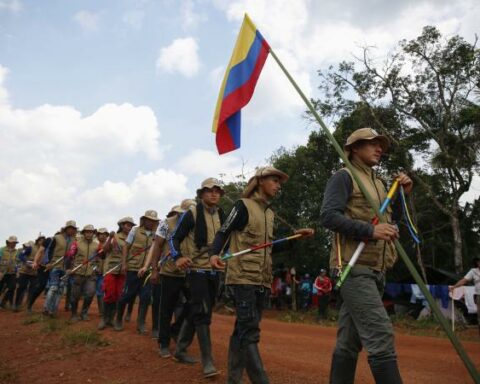 Farc dissidents say they want peace and prepare a large rally