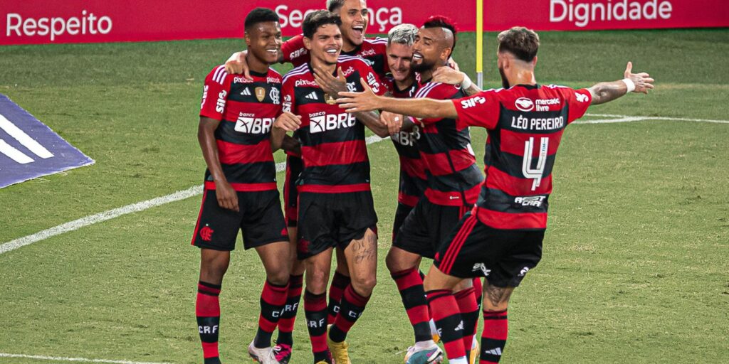 Flamengo amazes bad phase and beats Coritiba in the debut of the Brasileirão