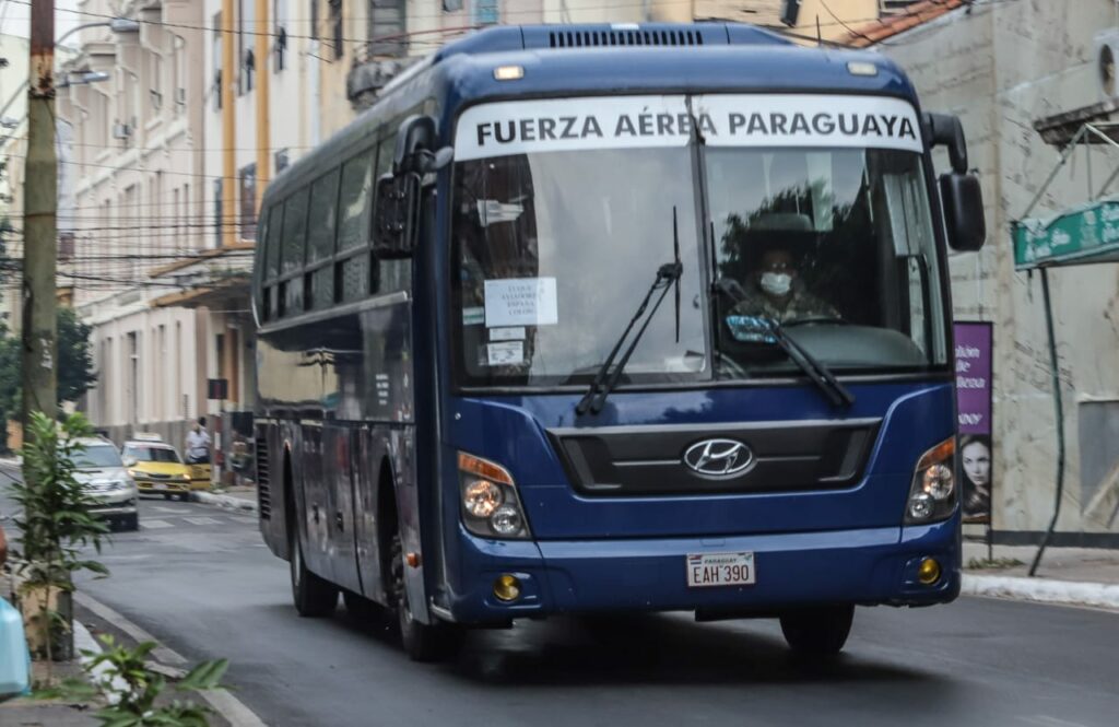 Free government buses on break for holy days