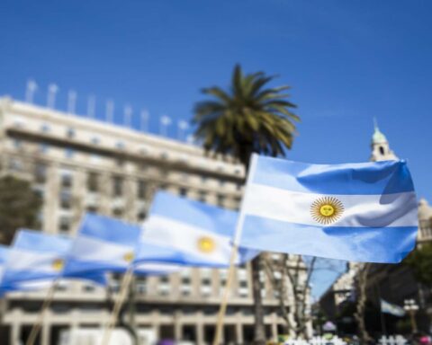 IMF asks Argentina for "stronger policies" in the face of crisis and drought