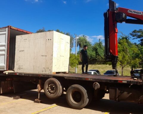 INCAN receives a new linear accelerator for the treatment of cancer patients