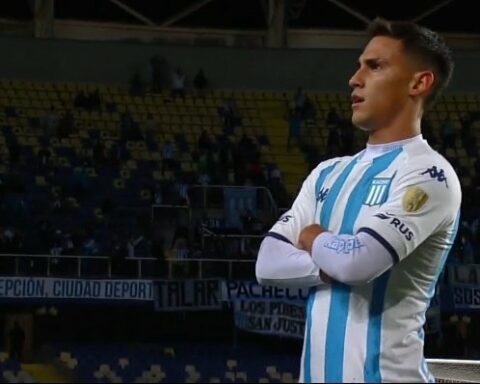 Impressive goal from Matías Rojas in the Libertadores!