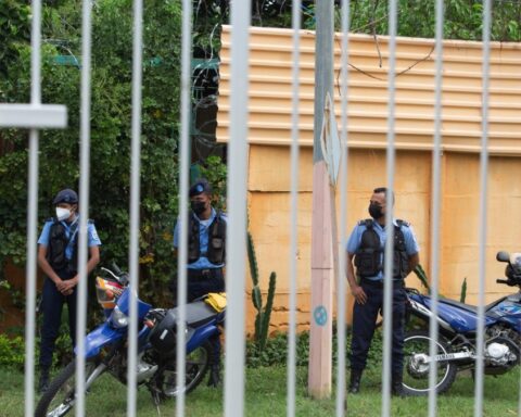 In the midst of Ortega's offensive against the Church, two Dominican nuns leave Nicaragua