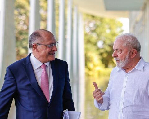 Lula's trip to China is confirmed for April 11