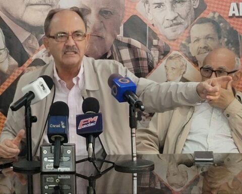 MAS requests that those involved in corruption cases be questioned in the National Assembly