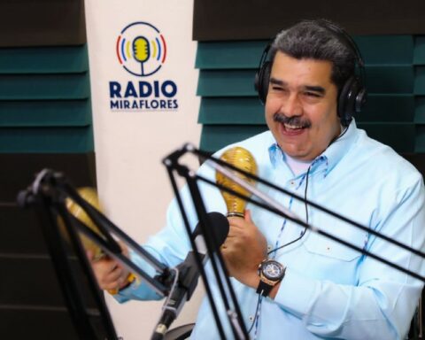 Maduro announces again that he will host a television space such as "Hello, President"