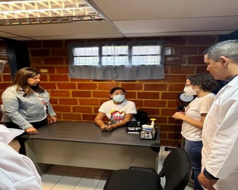 Alcaldía de Caracas celebra 20 años de la Misión Barrio Adentro