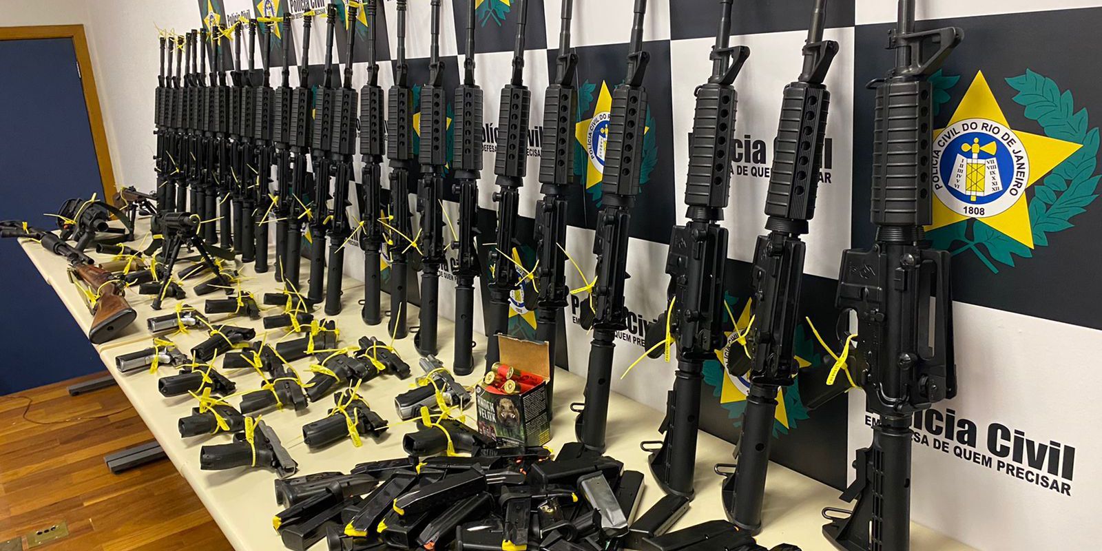 Military Police remove 205 rifles from organized crime in Rio de Janeiro