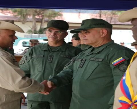Ministro Padrino López exalta labor de la Milicia Bolivariana en sus 14 aniversario