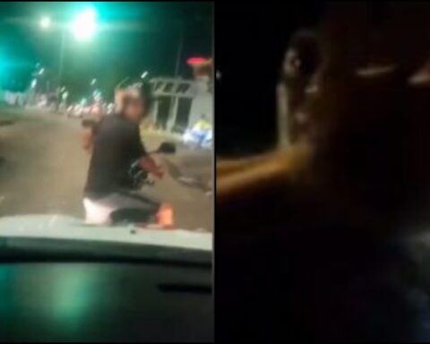 Motorcyclist insulted, damaged the mirror and threw rocks at the teaching vehicle: "Get off, you don't scare me," he said