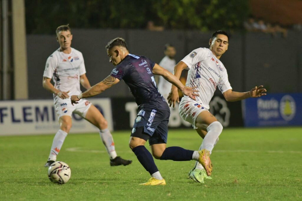 Nacional and Guaireña find the goals, but not the victory