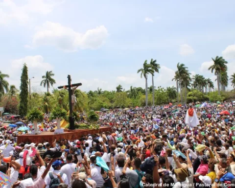 Parishioners "crowded" the parishes of Nicaragua in an act of solidarity with the Catholic Church