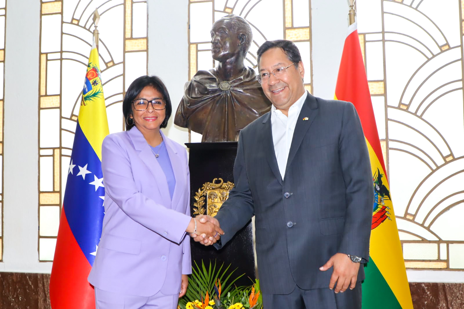 President of Bolivia honored the Liberator