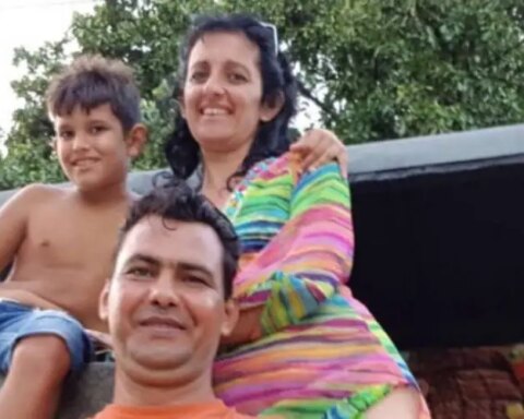 Preso del 11J Samuel Pupo Martínez junto a su esposa e hijo